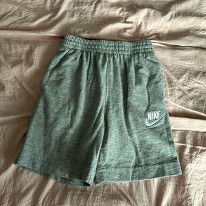 Kid Gray athletic shorts